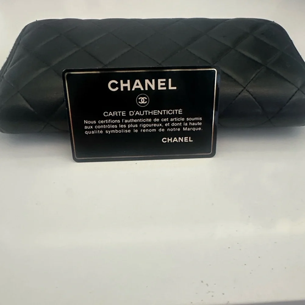 CHANEL Black Quilted Leather Wallet